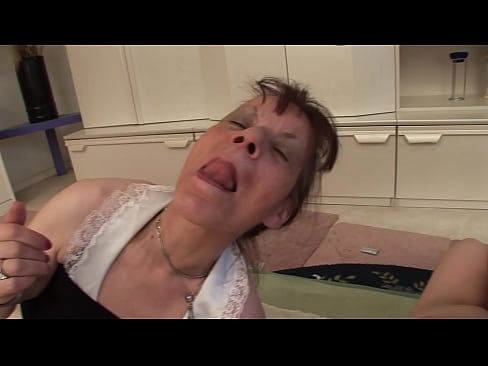 ❤️ To bedstemødre og en bedstefar har en trekant Sex video at da.pornpicslove.ru ️